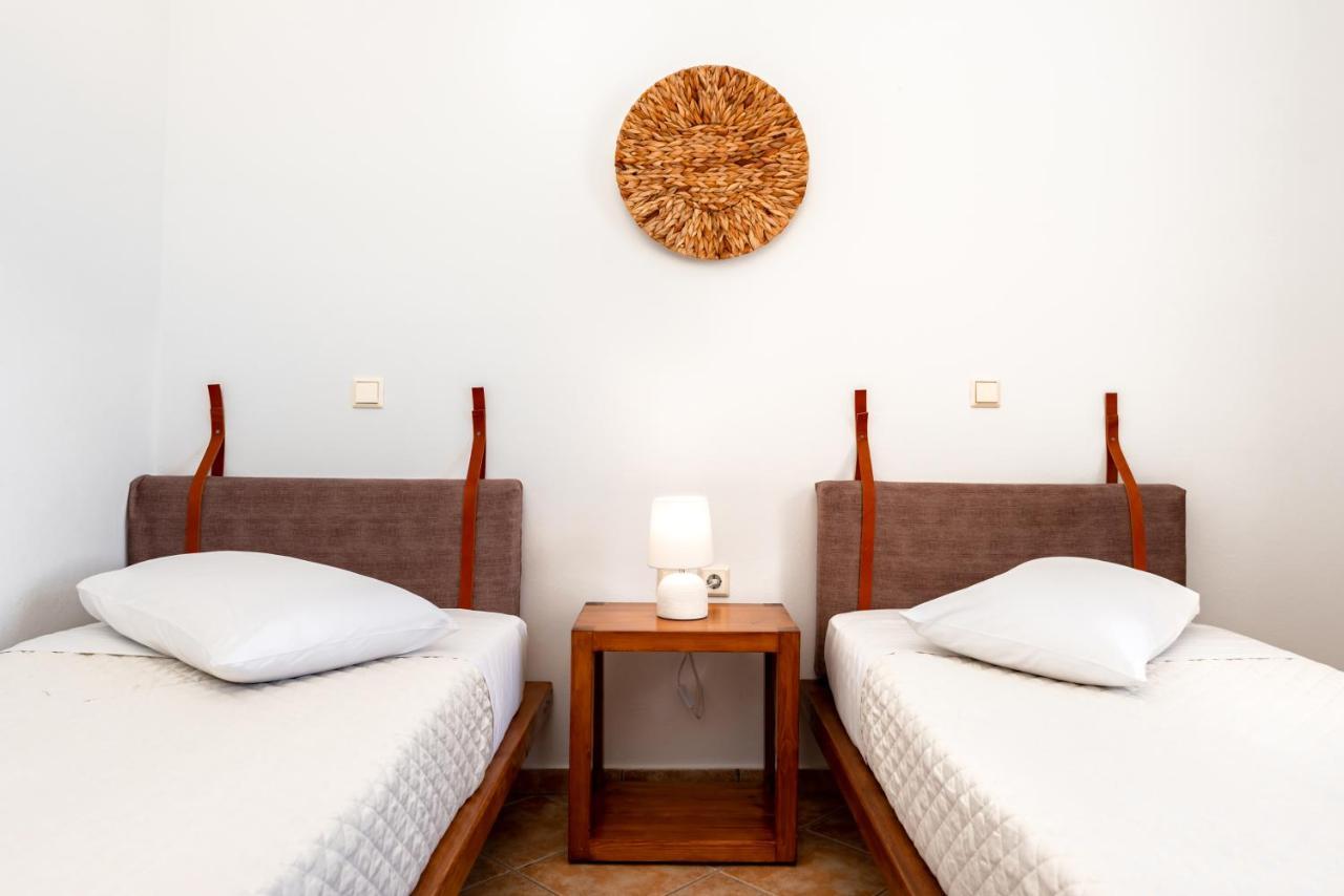 Villa By Hotel Thira Fíra Kültér fotó
