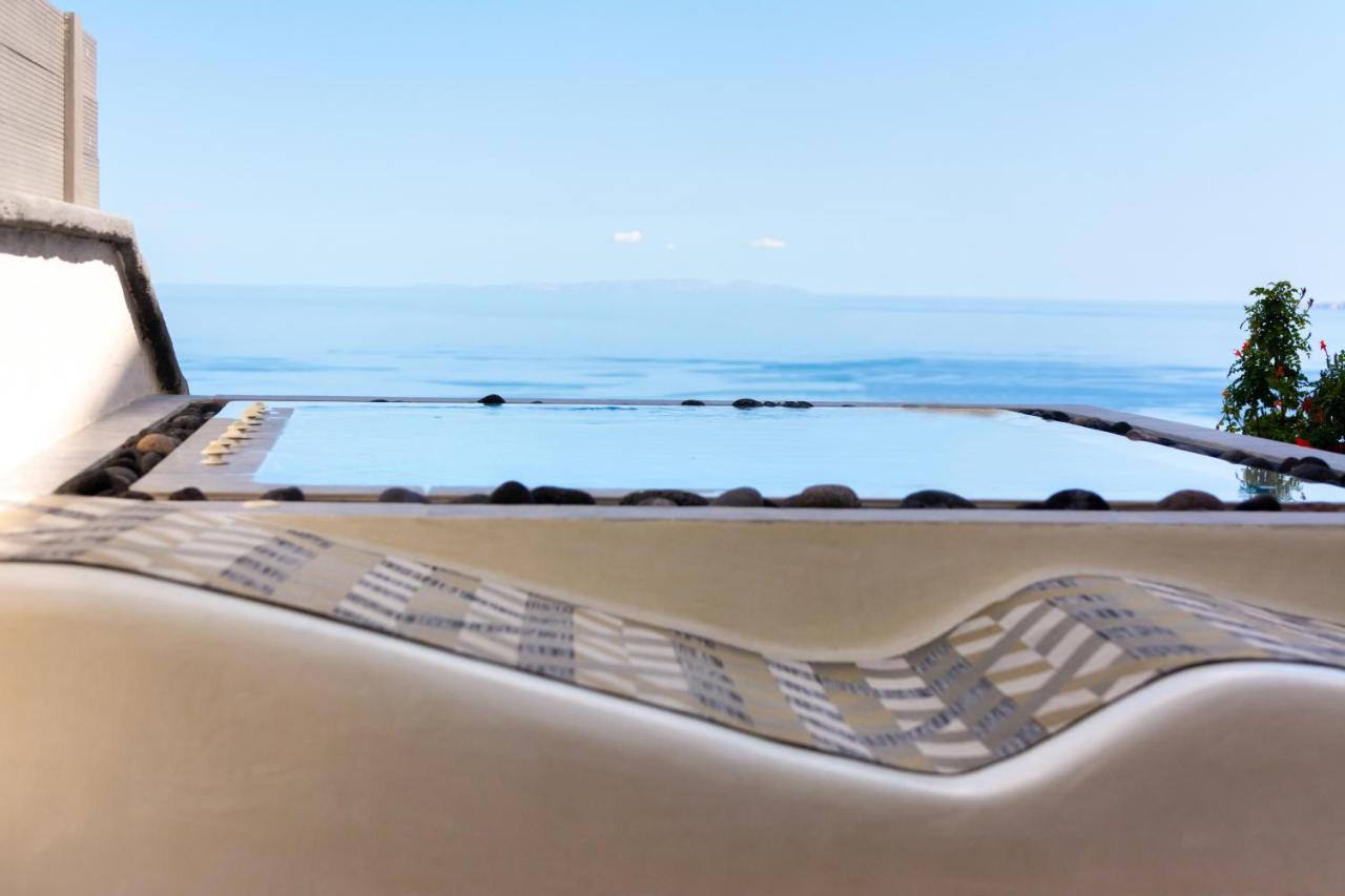 Villa By Hotel Thira Fíra Kültér fotó