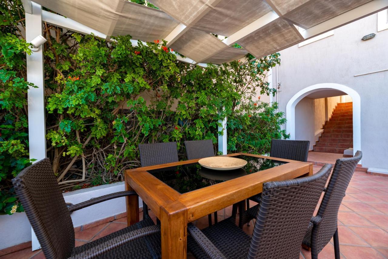 Villa By Hotel Thira Fíra Kültér fotó