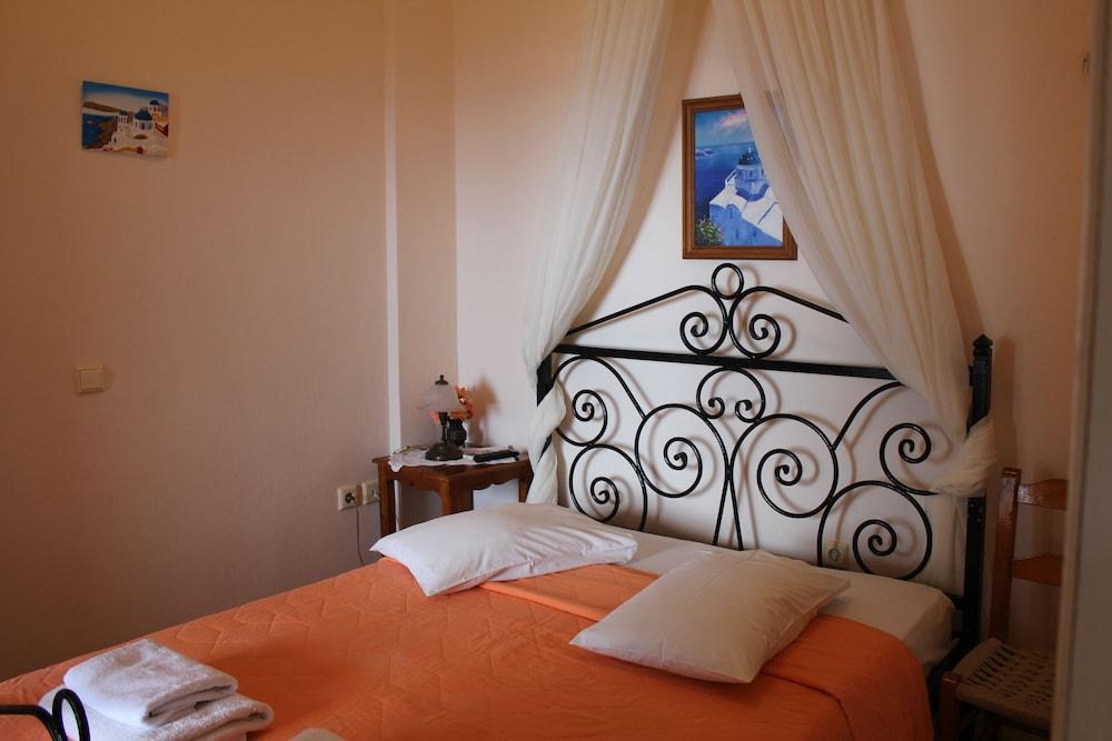 Villa By Hotel Thira Fíra Kültér fotó