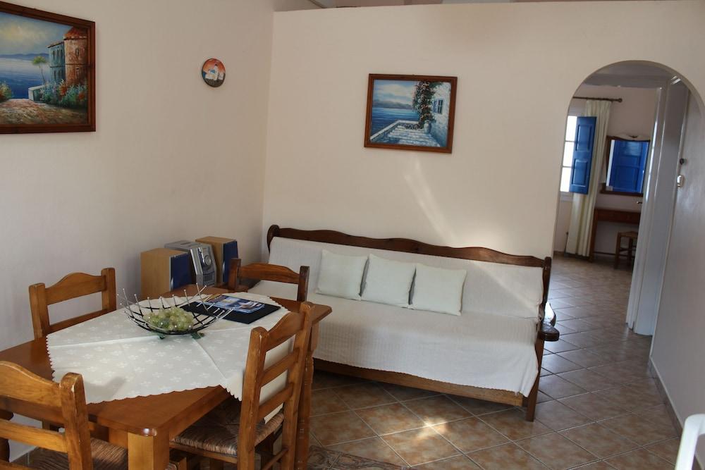 Villa By Hotel Thira Fíra Kültér fotó