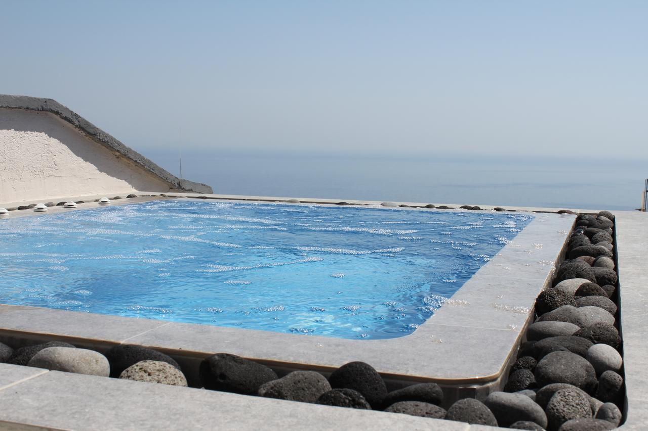 Villa By Hotel Thira Fíra Kültér fotó